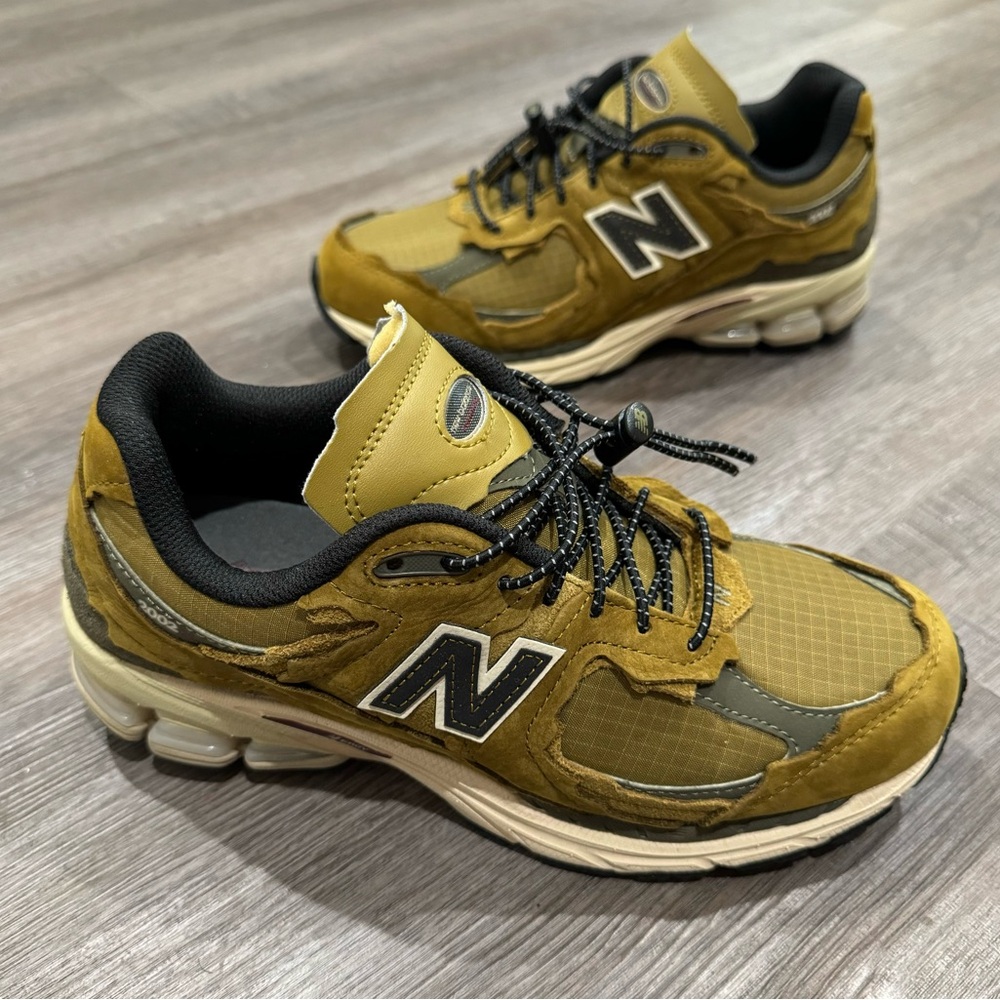 New Balance 2002R High Desert Brown Green Sneakers